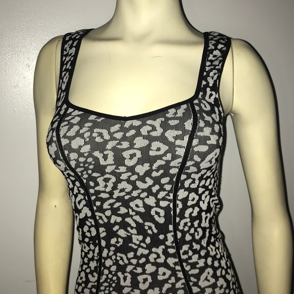 BeBe Dress - Picture 2 of 4